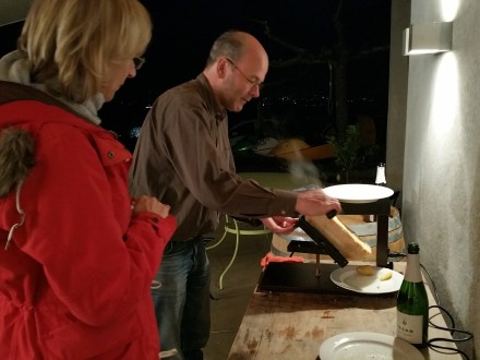 Raclette, hands-on and how it should be prepared