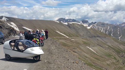 Col de la bonette - we're not the only ones!