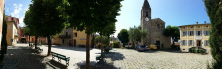 La Tour sur Tienée, main square.