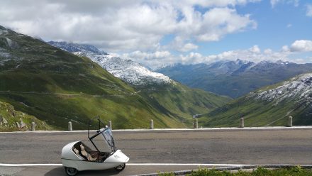 Climbing Furka - Oberalp in the background