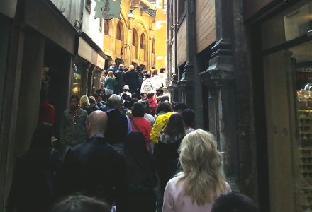 Too many people!