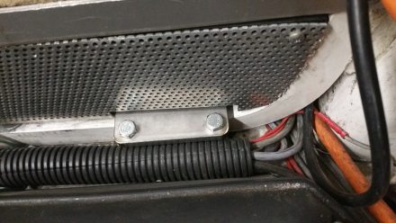 Upper part of clamp, Tidy assembly.