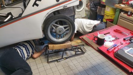 Let's get that motor / gear assembly out!
