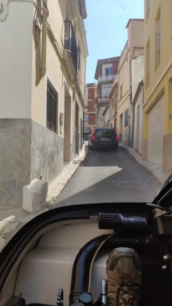 Liria, old town, tight roads