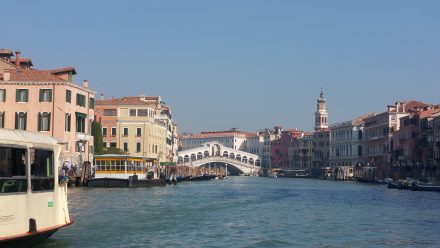One of the best known sights: Rialto bridge